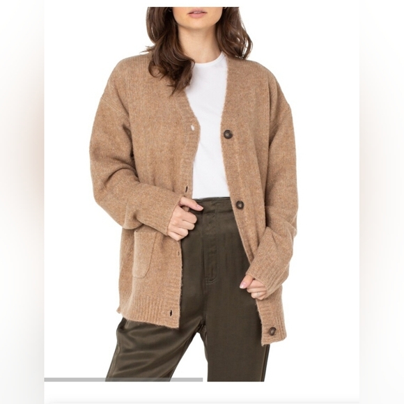 serra cardigan in size L brown 10%wool with pockets in front - Picture 3 of 10